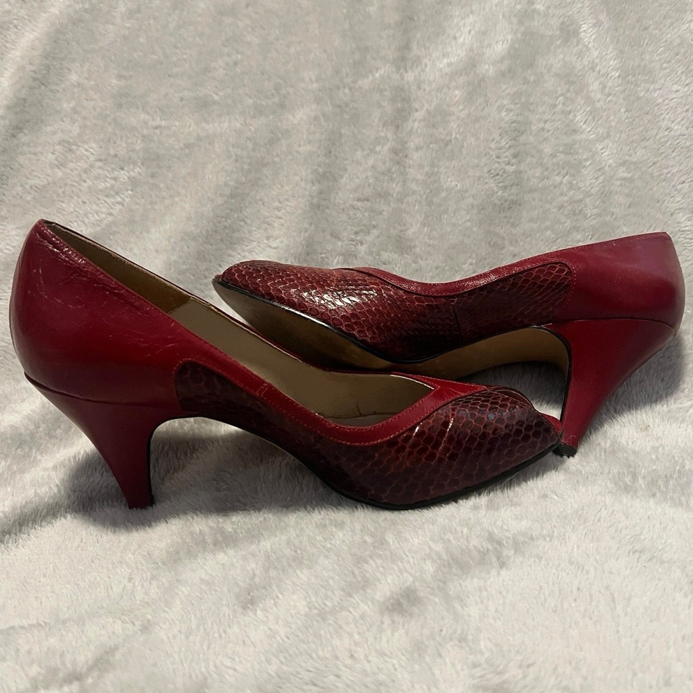 J Renee Luxe Red Genuine Snakeskin Peep Toe Heel Pump Women's 7M Vintage EUC - Picture 4 of 8